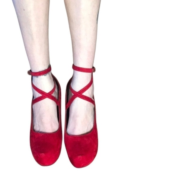 Red velvet platform heels sz 8.5 ankle Strappy stiletto Sexy MWOT valentines day - Picture 6 of 14